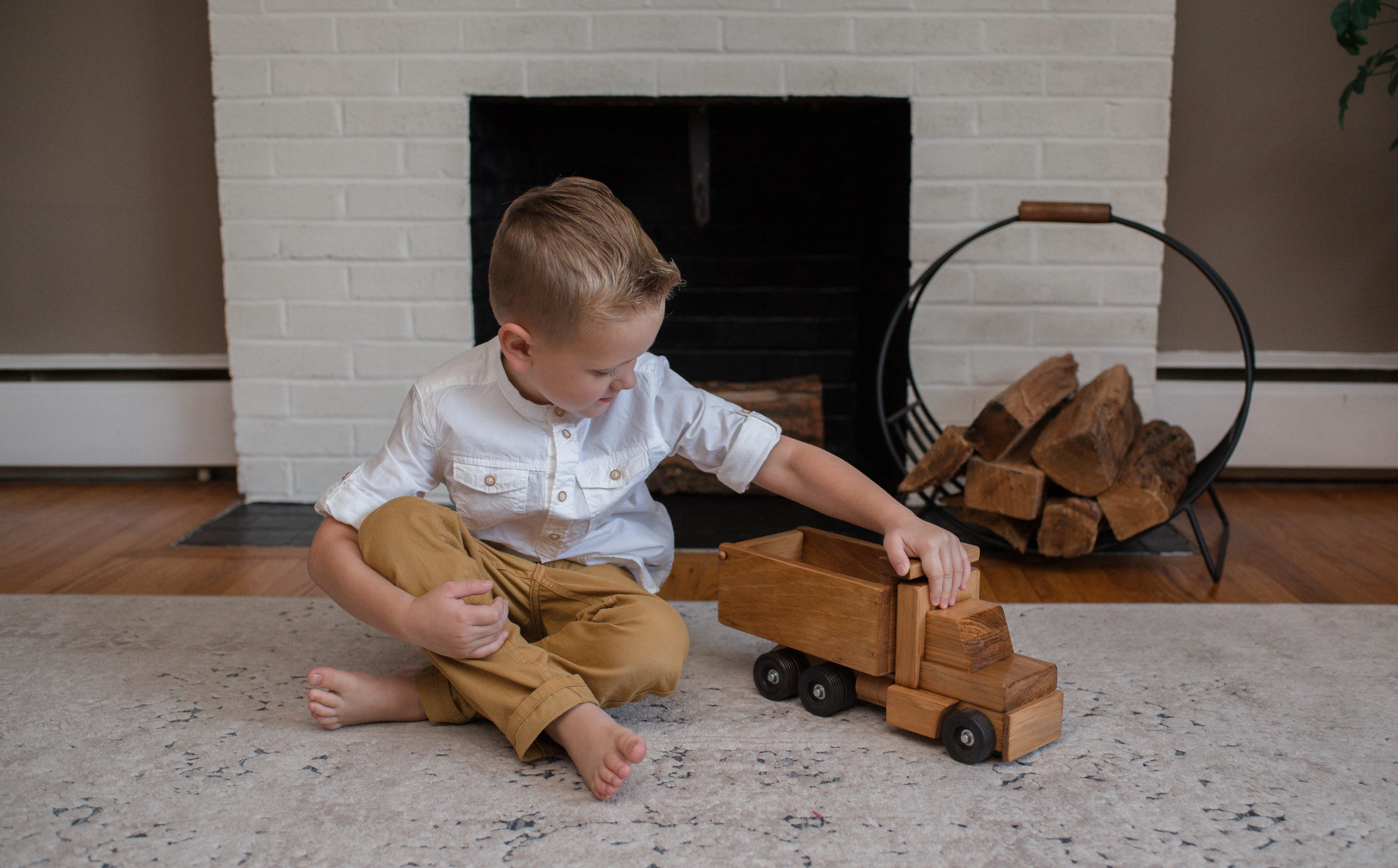 Read more about the article 10 Ideas to Encourage Your Family to Play Outside
